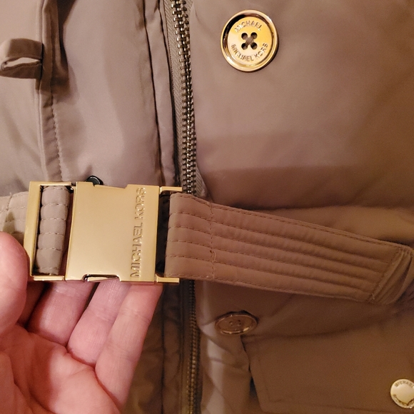 Michael Kors Faux Fur-Trim Quilted Belted Puffer - Picture 4 of 8